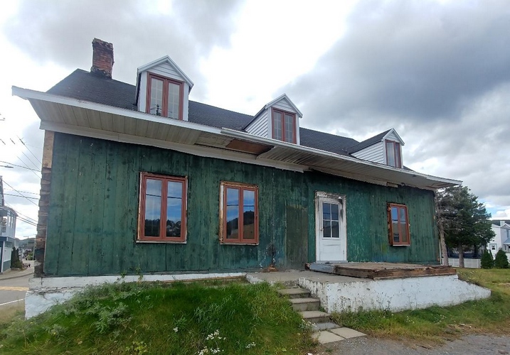 Arriére maison Alexis le trotteu